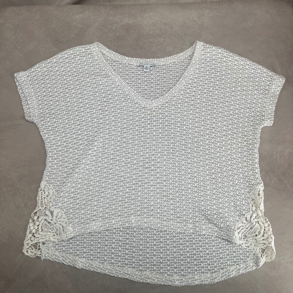 American Eagle Outfitters Knit Top Women Medium Cream Crochet Lace Trim